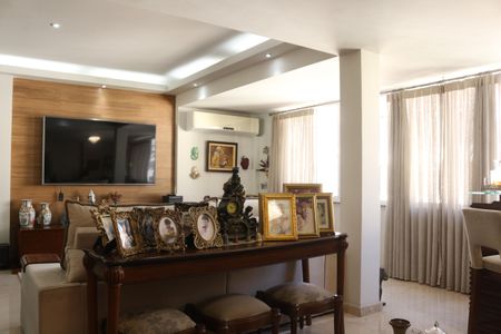 Apartamento à venda com 3 quartos, 120m² em Copacabana, Rio de Janeiro