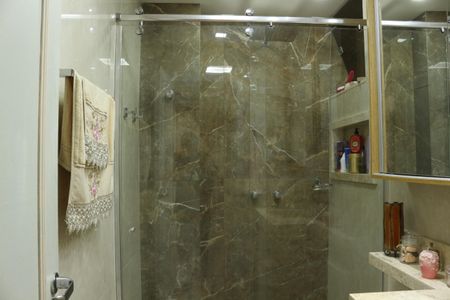 Apartamento à venda com 120m², 3 quartos e 1 vagaBanheiro da Suíte