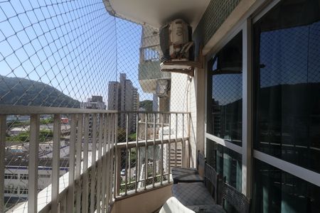 Apartamento para alugar com 168m², 4 quartos e 1 vagaVaranda