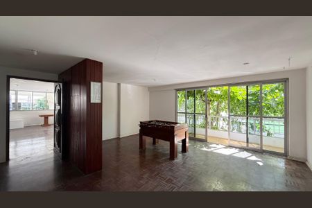 Apartamento para alugar com 168m², 4 quartos e 1 vagaÁrea comum