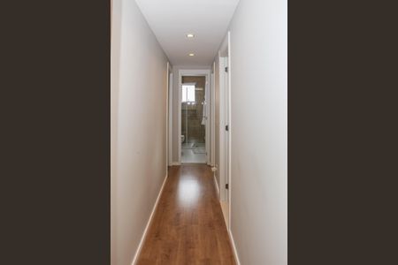 Apartamento à venda com 106m², 3 quartos e 2 vagasCorredor