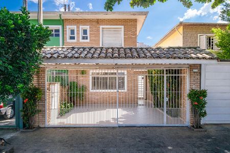 Casa para alugar com 115m², 3 quartos e 2 vagasFachada