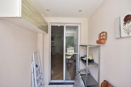 Varanda de apartamento à venda com 3 quartos, 69m² em Jardim Henriqueta, Taboão da Serra