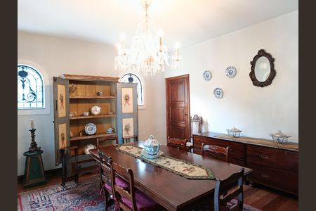 Sala de jantar de casa à venda com 4 quartos, 12000m² em Vila Madalena, São Paulo