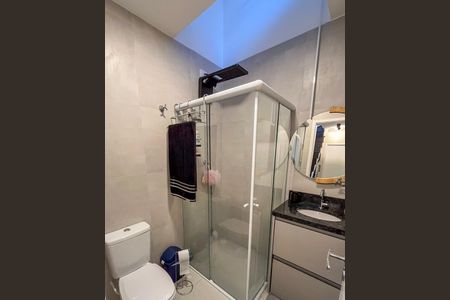 Casa à venda com 120m², 3 quartos e 4 vagasBanheiro