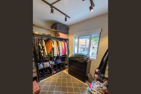 Casa à venda com 120m², 3 quartos e 4 vagasQuarto 2