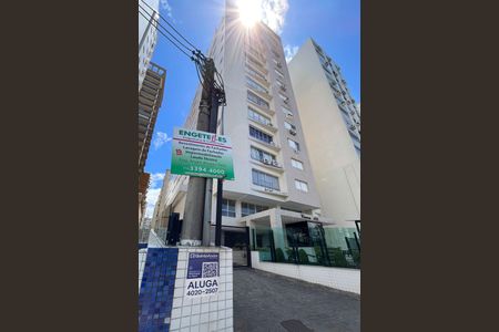 Apartamento para alugar com 210m², 3 quartos e 2 vagasFachada