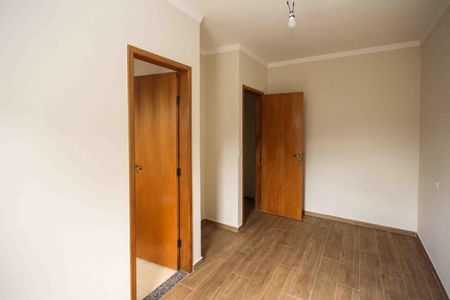 Casa à venda com 82m², 2 quartos e 2 vagasSuite