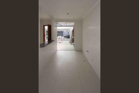 Casa à venda com 82m², 2 quartos e 2 vagasCozinha