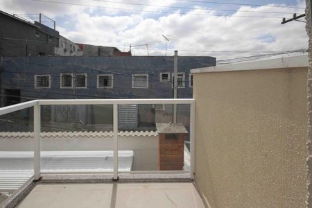 Casa à venda com 82m², 2 quartos e 2 vagasVaranda
