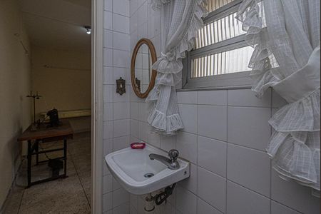 Casa à venda com 180m², 4 quartos e 2 vagas Casa à venda com 180m², 4 quartos e 2 vagasbanheiro na suíte 2_3