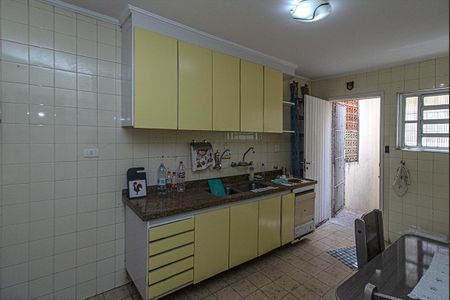 Casa à venda com 180m², 4 quartos e 2 vagas Casa à venda com 180m², 4 quartos e 2 vagascozinha_1