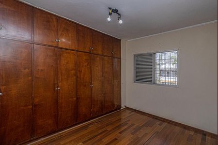 Casa à venda com 180m², 4 quartos e 2 vagas Casa à venda com 180m², 4 quartos e 2 vagasquarto 2_1