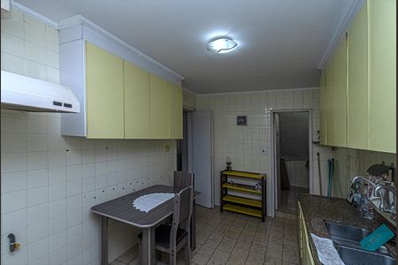 Casa à venda com 180m², 4 quartos e 2 vagas Casa à venda com 180m², 4 quartos e 2 vagascozinha_4