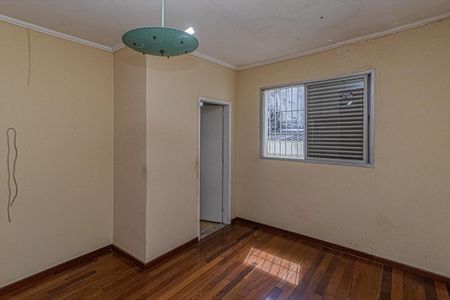 Casa à venda com 180m², 4 quartos e 2 vagas Casa à venda com 180m², 4 quartos e 2 vagassuíte_2