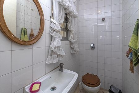 Casa à venda com 180m², 4 quartos e 2 vagas Casa à venda com 180m², 4 quartos e 2 vagasbanheiro na suíte 2_1