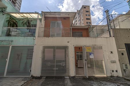 Casa à venda com 180m², 4 quartos e 2 vagas Casa à venda com 180m², 4 quartos e 2 vagasfachada