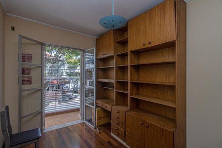 Casa à venda com 180m², 4 quartos e 2 vagas Casa à venda com 180m², 4 quartos e 2 vagasquarto 3_1