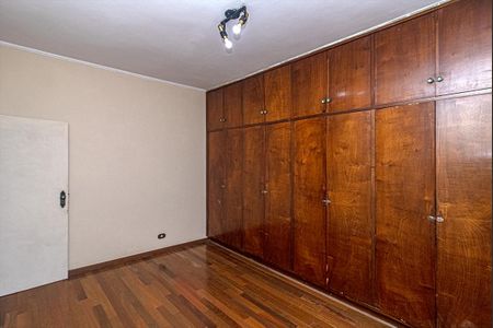 Casa à venda com 180m², 4 quartos e 2 vagas Casa à venda com 180m², 4 quartos e 2 vagasquarto 2_3
