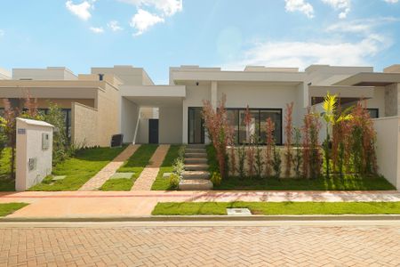 Fachada de casa de condomínio para alugar com 3 quartos, 166m² em Conjunto Residencial Storil, Aparecida de Goiânia