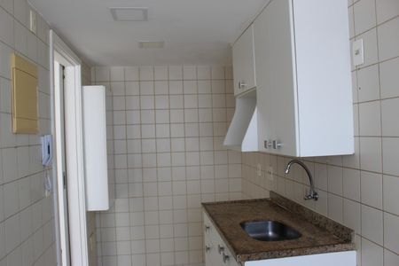 Apartamento à venda com 50m², 2 quartos e 1 vagaCozinha - Armários