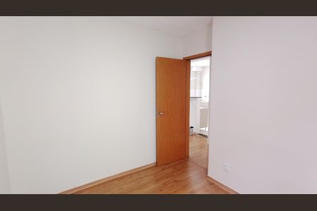 Quarto 1 de apartamento para alugar com 2 quartos, 44m² em Vila Urupes, Suzano