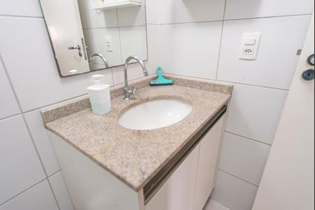 Apartamento para alugar com 76m², 3 quartos e 1 vagaBanheiro 