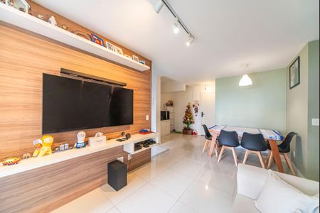 Sala de apartamento para alugar com 3 quartos, 76m² em Campestre, Santo André