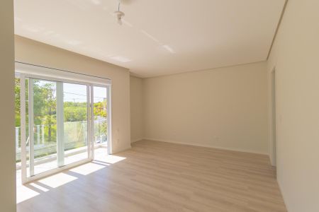 Casa à venda com 230m², 3 quartos e 2 vagas Casa à venda com 230m², 3 quartos e 2 vagasSuíte 3