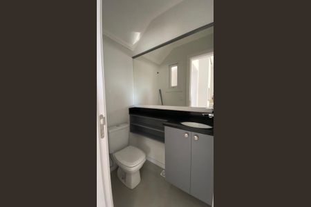 Casa de condomínio para alugar com 114m², 3 quartos e 2 vagasBanheiro 2