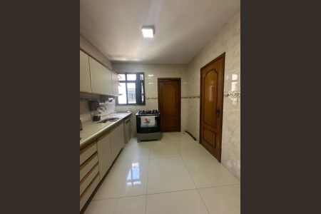 Apartamento para alugar com 163m², 3 quartos e 3 vagasCozinha