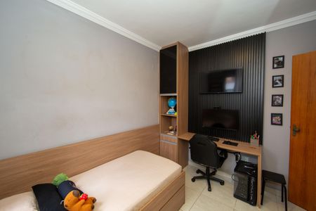 Apartamento à venda com 72m², 3 quartos e 2 vagasQUARTO2