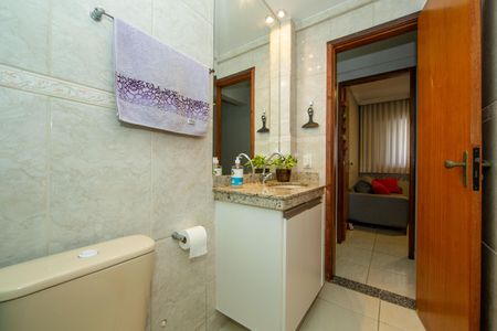 Apartamento à venda com 72m², 3 quartos e 2 vagasBANHEIRO2