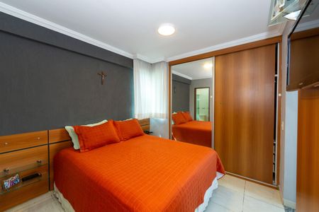 Apartamento à venda com 72m², 3 quartos e 2 vagasQUARTO1