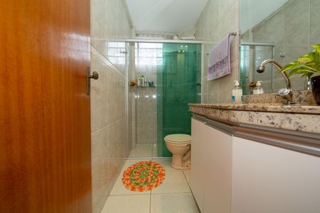 Apartamento à venda com 72m², 3 quartos e 2 vagasBANHEIRO2