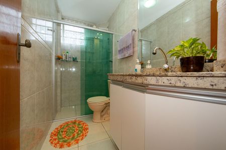 Apartamento à venda com 72m², 3 quartos e 2 vagasBANHEIRO2