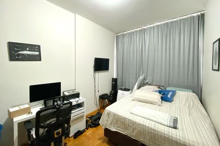 Apartamento à venda com 156m², 4 quartos e sem vagaQuarto 2
