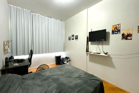 Apartamento à venda com 156m², 4 quartos e sem vagaQuarto 4
