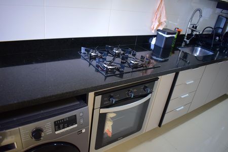 Apartamento para alugar com 77m², 1 quarto e 2 vagasCozinha e Área de Serviço