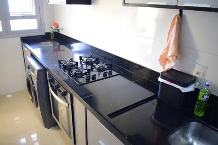 Apartamento para alugar com 77m², 1 quarto e 2 vagasCozinha - Armários