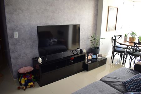 Apartamento para alugar com 77m², 1 quarto e 2 vagasSala