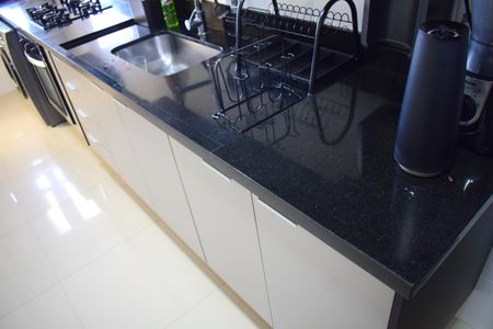 Apartamento para alugar com 77m², 1 quarto e 2 vagasCozinha - Armários