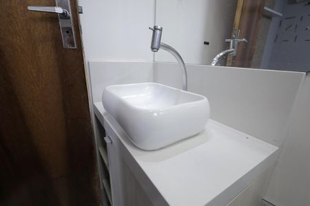 Casa para alugar com 209m², 3 quartos e 2 vagas Casa para alugar com 209m², 3 quartos e 2 vagasBanheiro Suíte