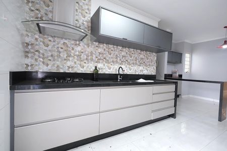 Casa para alugar com 209m², 3 quartos e 2 vagas Casa para alugar com 209m², 3 quartos e 2 vagasCozinha