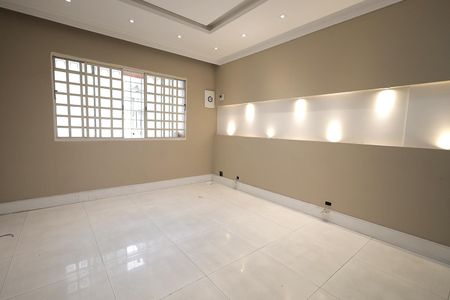 Casa para alugar com 209m², 3 quartos e 2 vagas Casa para alugar com 209m², 3 quartos e 2 vagasSala