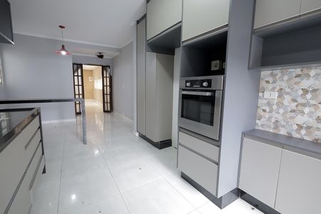 Casa para alugar com 209m², 3 quartos e 2 vagas Casa para alugar com 209m², 3 quartos e 2 vagasCozinha