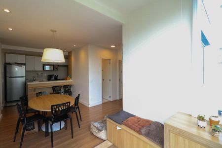 Sala de apartamento à venda com 2 quartos, 68m² em Cerâmica, São Caetano do Sul