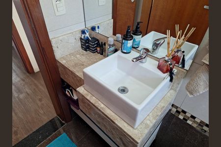 Casa à venda com 114m², 2 quartos e 3 vagasBanheiro Quarto 2