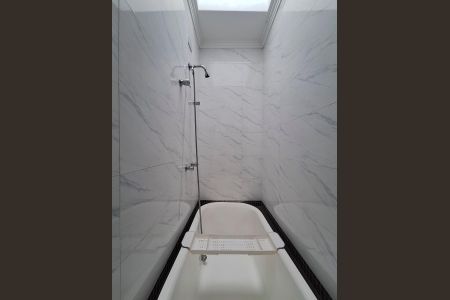 Casa à venda com 114m², 2 quartos e 3 vagasBanheiro Quarto 1