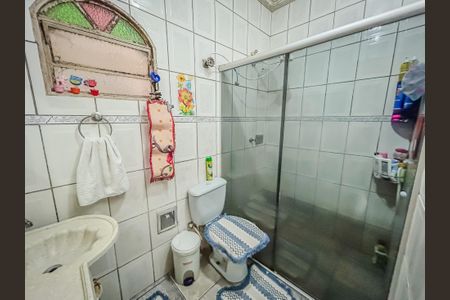 Casa à venda com 176m², 3 quartos e 1 vaga